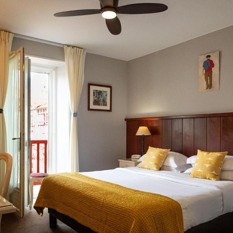 Hotel Les Almadies - Coeur de Ville - Chambre Double avec Balcon et Douche - 3