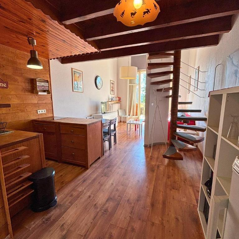 Charmant triplex au Grand Hôtel de Font-Romeu - Appartement 2 Chambres avec Terrasse - 3