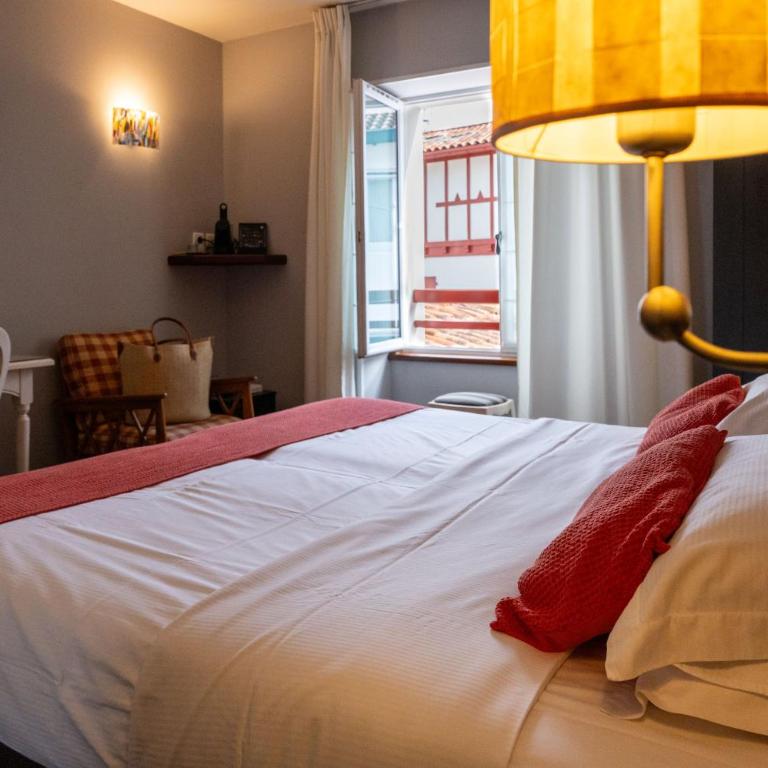 Hotel Les Almadies - Coeur de Ville - Chambre Double avec Baignoire - 3