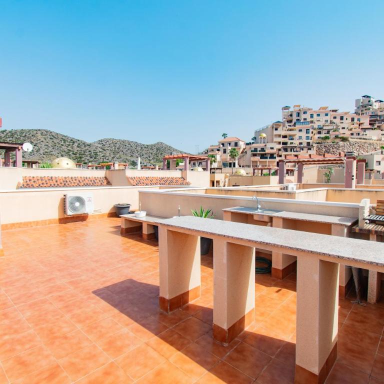Terraza con Solarium y Piscina- By Aloha Palma - Apartamento de 2 dormitorios - 33