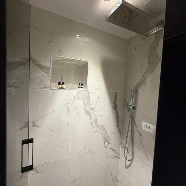 Viola Hotel Budva - Standard Double Room - 1