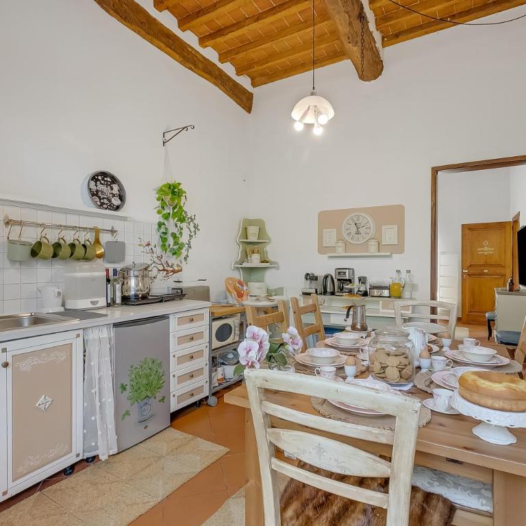 Villa Mon Paradis - Two Bedroom Apartment with Private Outdoor Jacuzzi - 9