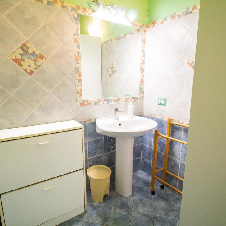 Giulia's Home City Center - Appartamento Monolocale con 1 Letto Matrimoniale - 6