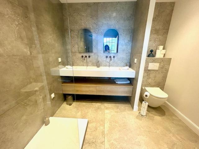 Grand Appartement 4 pièces dans Villa de charme rénovée proche plages et centre ville d'Antibes, Côte d'Azur - Appartement 3 Chambres Deluxe - 18
