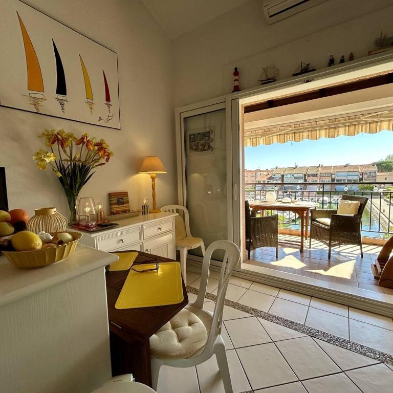appartement sur la marina 4 COUCHAGES ST CYPRIEN sc020-108 - Apartment with Sea View - 5
