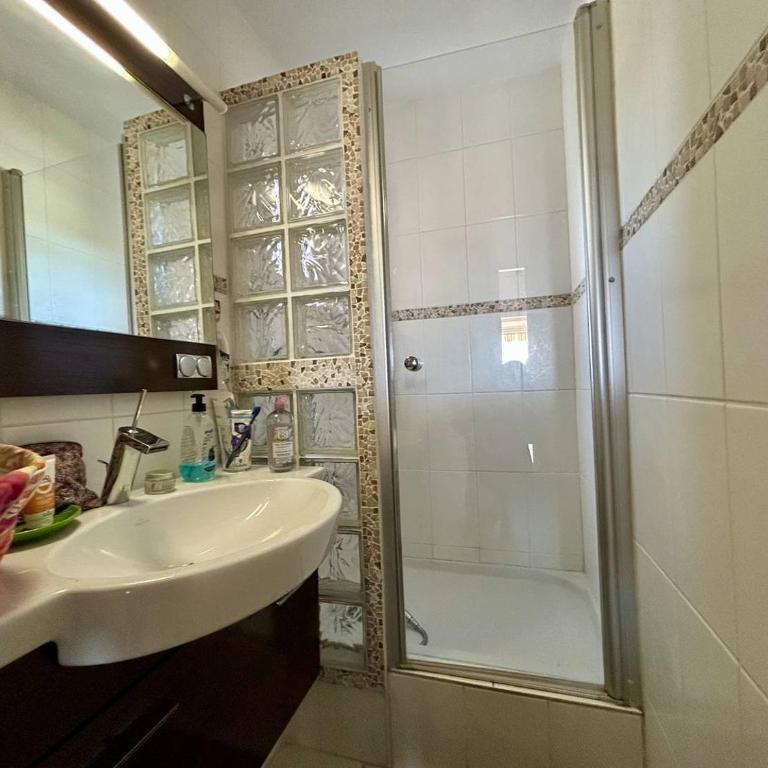 appartement sur la marina 4 COUCHAGES ST CYPRIEN sc020-108 - Apartment with Sea View - 9