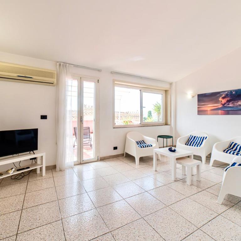 Penthouse with Sea View Terrace in the Heart of Taormina - Two-Bedroom Standard Apartment - 6