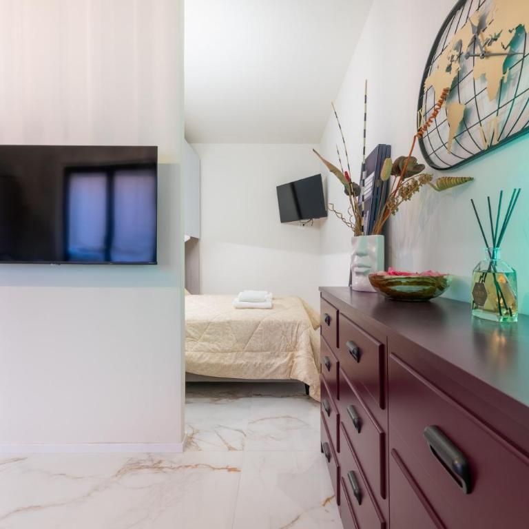 GuestHost - Piazza Garibaldi Lovely Studio Flat - Studio - 14