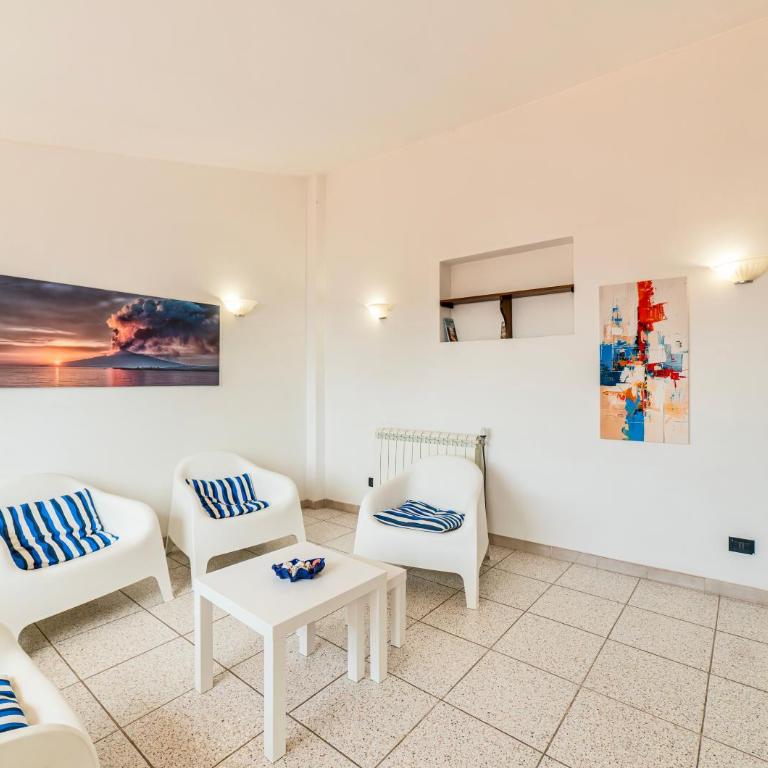 Penthouse with Sea View Terrace in the Heart of Taormina - Two-Bedroom Standard Apartment - 26
