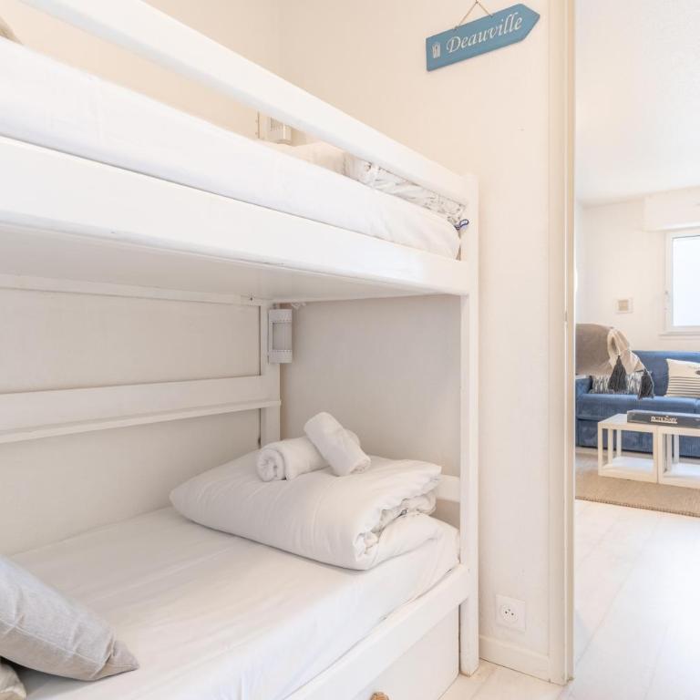 Le Tamaris Grand Studio vue Mer - Two-Bedroom Apartment - 11
