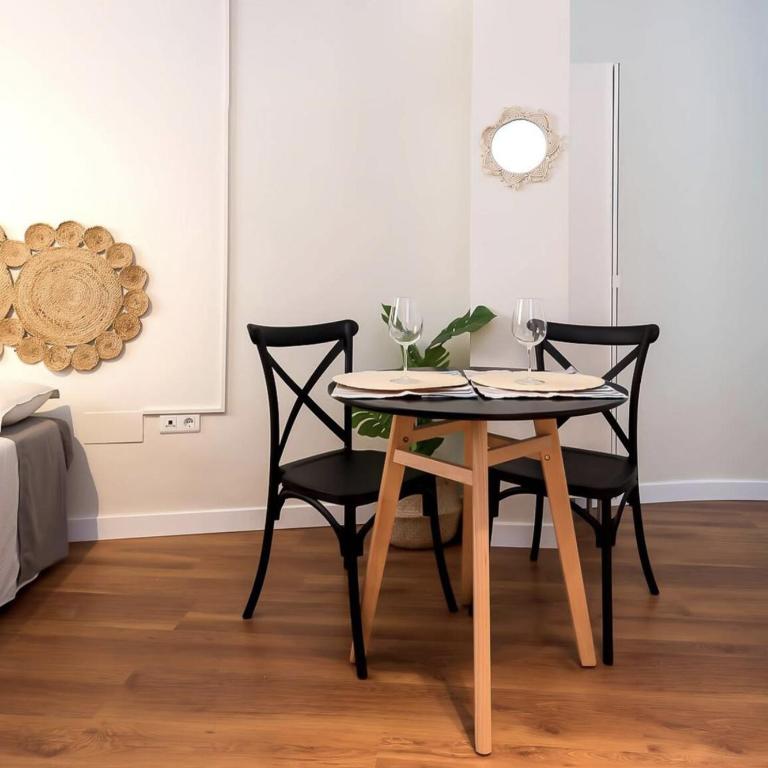 Holidays2Malaga Ventura apartment close old town - Estudio - 1