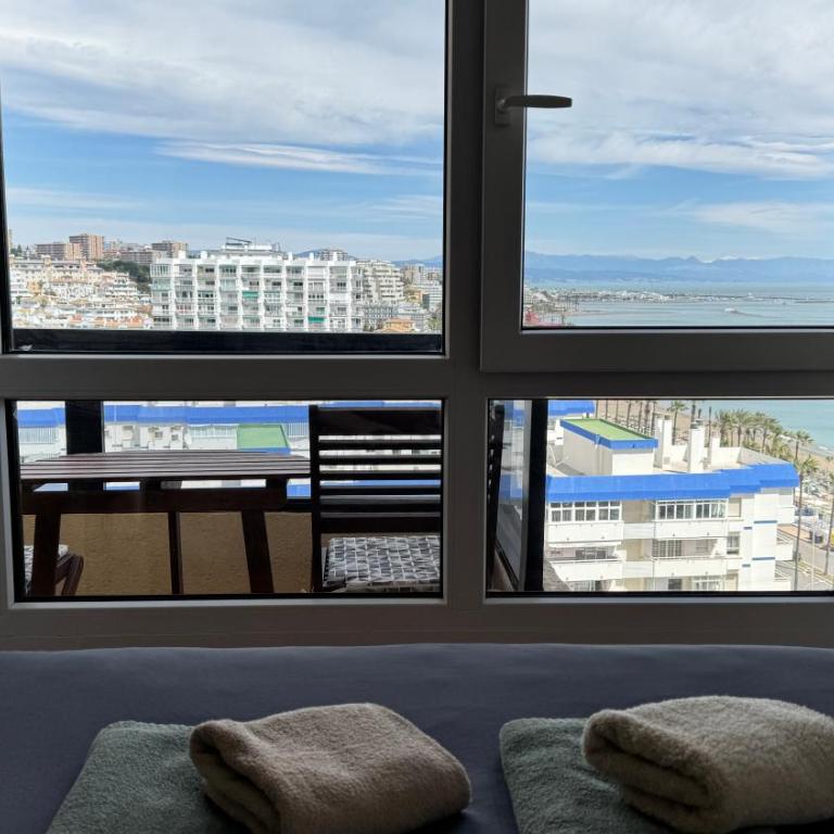 Benalmádena Beachfront, Piscina y Vistas al Mar - Apartamento de 1 dormitorio - 14
