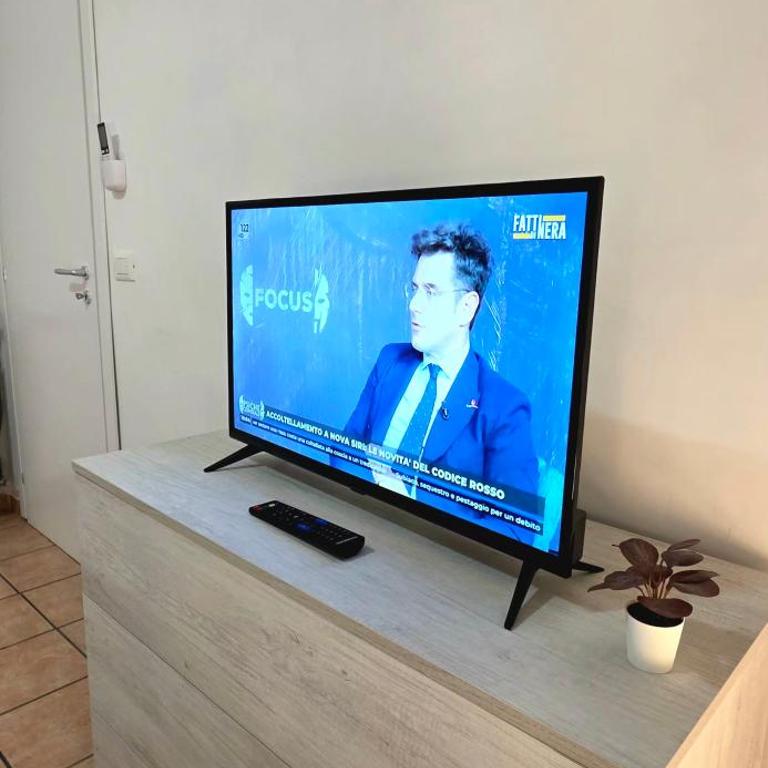 Martienez Room's Roma - Large Double Room - 11