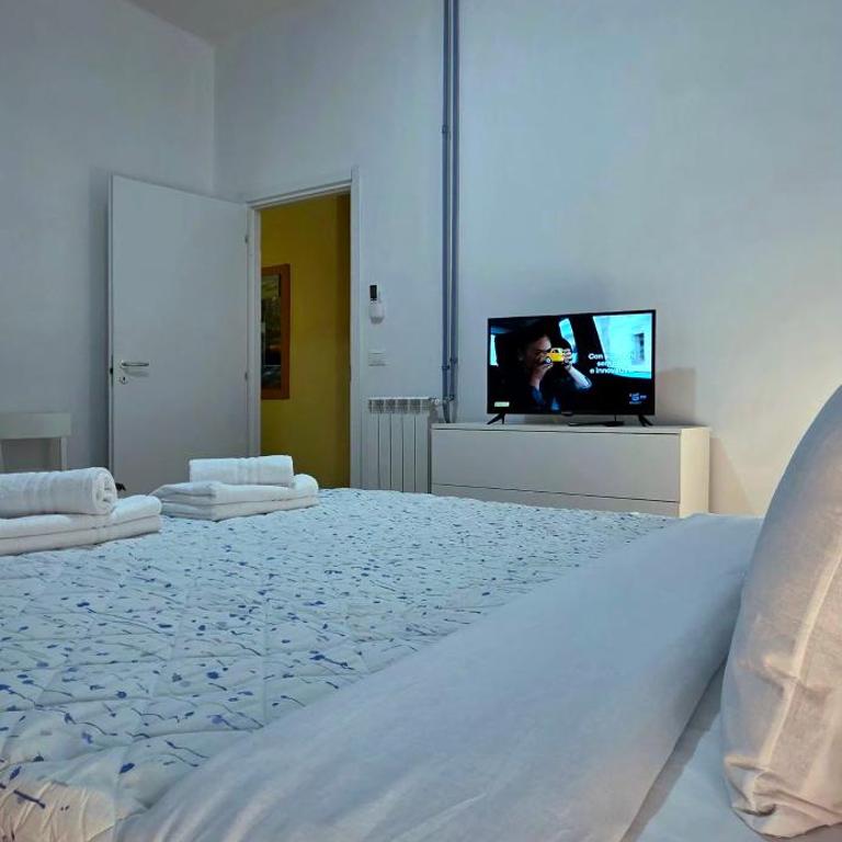 Martienez Room's Roma - Deluxe Room - 16