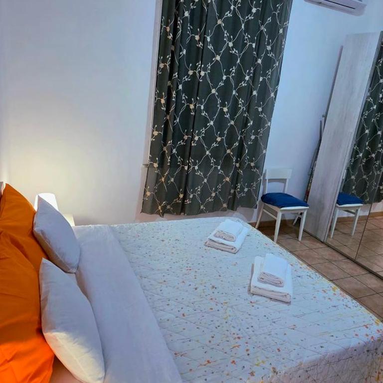 Martienez Room's Roma - Large Double Room - 14