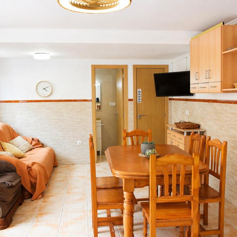 Anacasa Bassetes Playa San Fernando CA550 - Casa Vacacional de 3 dormitorios - 4