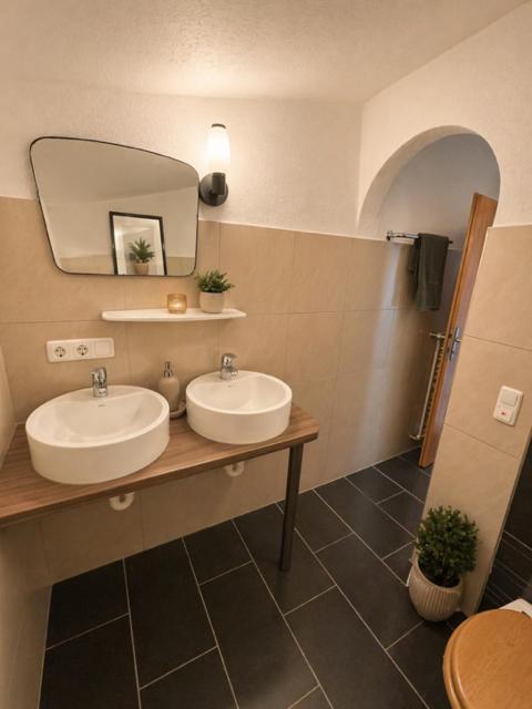 Gästezimmer Lercher - Familienzimmer mit Balkon - 4