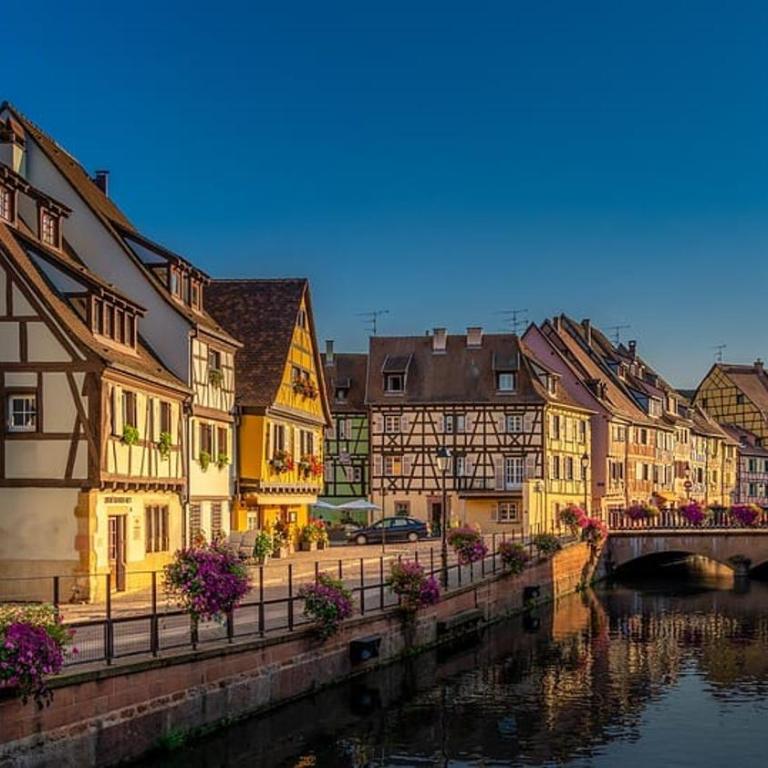 New ! VUE PETITE VENISE-PLACE TO BE - PARKING - Apartment mit 1 Schlafzimmer - 24