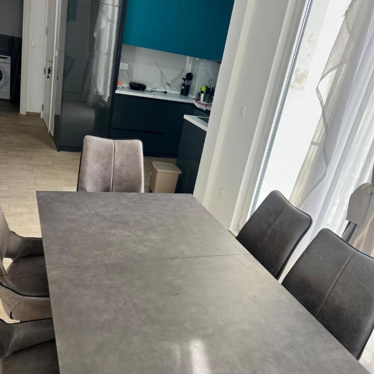 Anpart hotel Spa Resort Becici - Two-Bedroom Apartment - 1