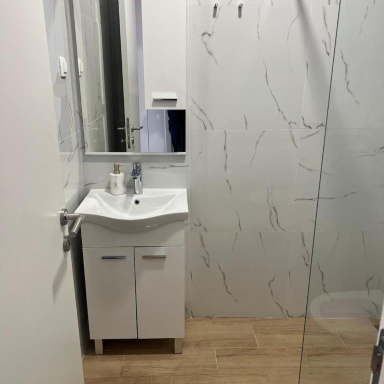 Anpart hotel Spa Resort Becici - Two-Bedroom Apartment - 21