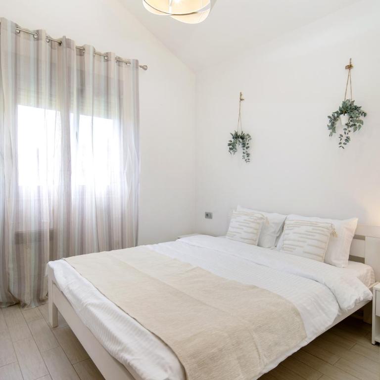 Luna Portonovi apartments - One-Bedroom Apartment - 16