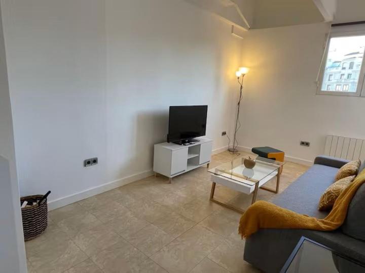 Atico-dúplex con dormitorio y terraza, Goya - Classic Apartment - 17