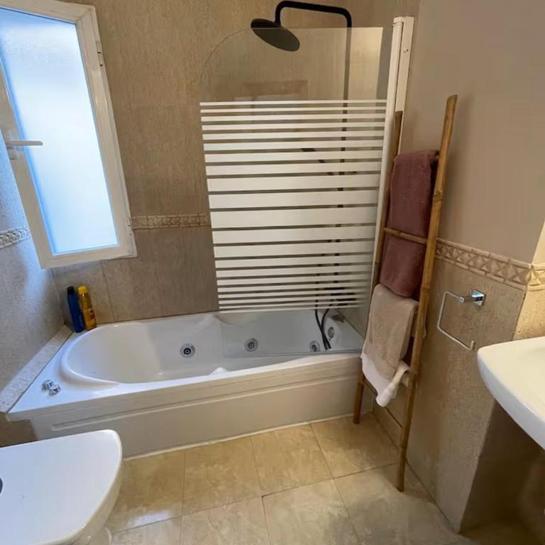 Atico-dúplex con dormitorio y terraza, Goya - Classic Apartment - 12