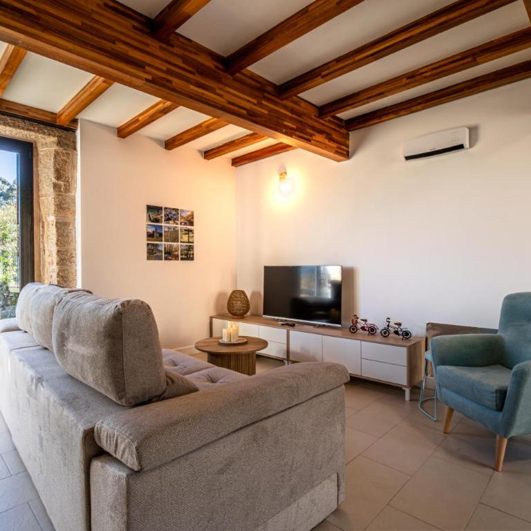 Encantadora Villa de Piedra con Jardín y Chimenea - Casa Unifamiliar de 2 dormitorios - 36