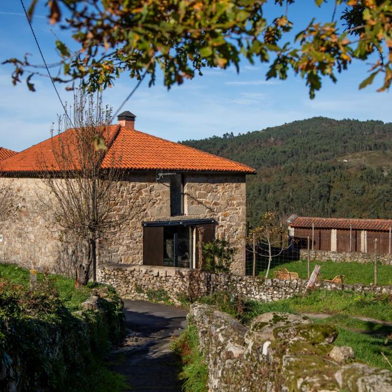 Encantadora Villa de Piedra con Jardín y Chimenea - Casa Unifamiliar de 2 dormitorios - 37