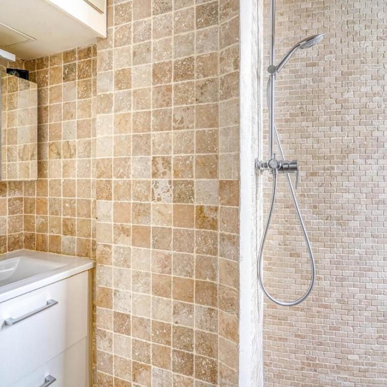 Oasis de Lumière au Cœur de Montmartre - Ascenseur - Appartement 1 Chambre - 8