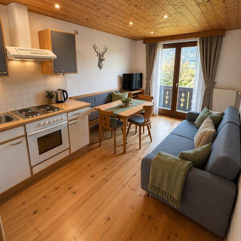 Pension Sonneck - Apartment mit 1 Schlafzimmer, Balkon und Bergblick - 17