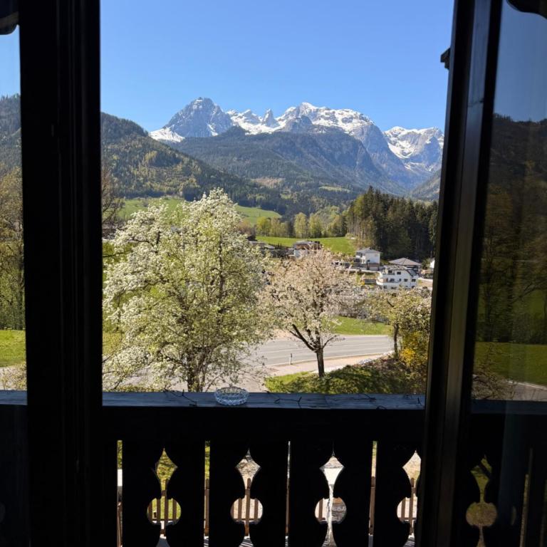 Pension Sonneck - Doppelzimmer mit Bergblick - 13