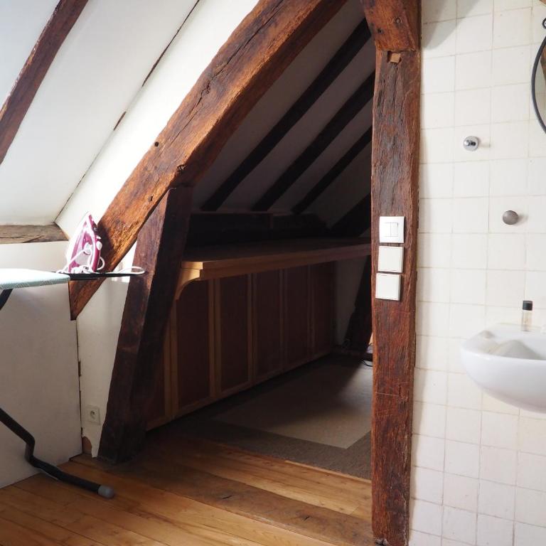 2-room in heart of Paris-Marais - One-Bedroom Apartment - 31