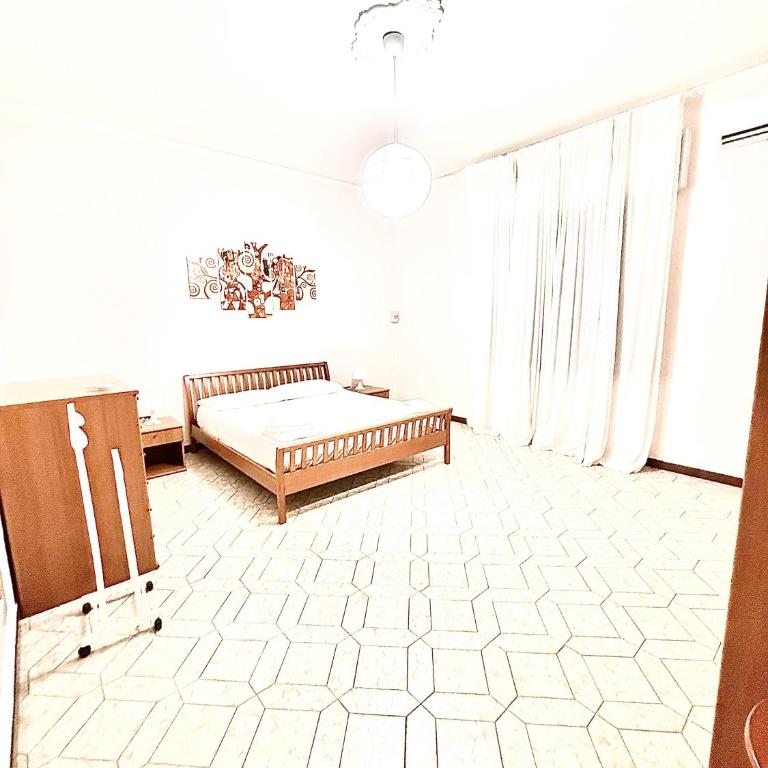 Casa vacanze a due passi dal centro Elena1 - Appartamento con 4 Camere da Letto - 35