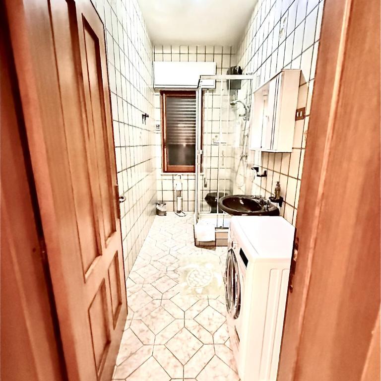 Casa vacanze a due passi dal centro Elena1 - Appartamento con 4 Camere da Letto - 42
