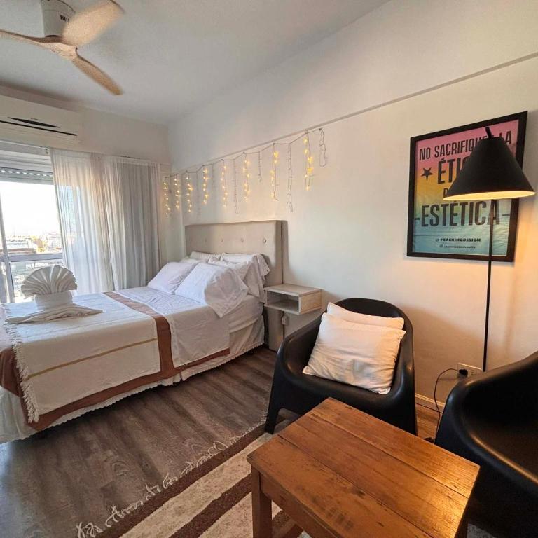 Sobre Av Corrientes zona Teatros y Paseo la Plaza - One-Bedroom Apartment - 9