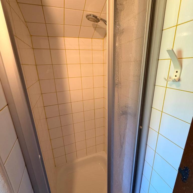 Pension Sonneck - Doppelzimmer mit Bergblick - 24