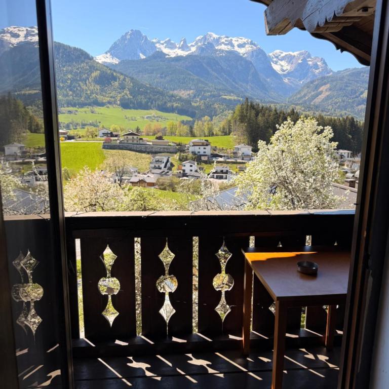 Pension Sonneck - Doppelzimmer mit Bergblick - 3