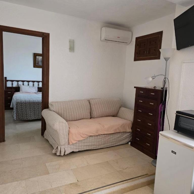 Apartamentos El Tosal 7E - Apartamento Estudio con vistas al mar - 18