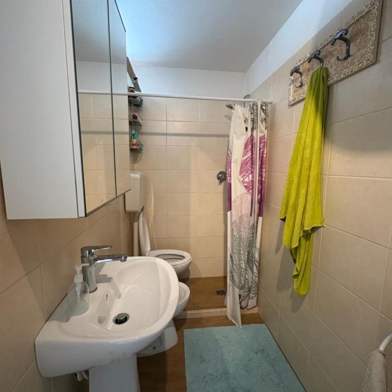 LOFT BILOCALE BARI CENTRO CASA VACANZE nei pressi della stazione e lungomare - Appartamento con 1 Camera da Letto - 2