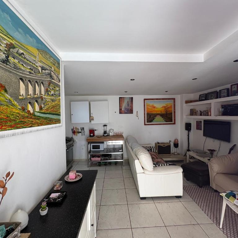 LOFT BILOCALE BARI CENTRO CASA VACANZE nei pressi della stazione e lungomare - Appartamento con 1 Camera da Letto - 3