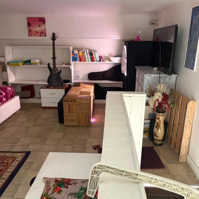 LOFT BILOCALE BARI CENTRO CASA VACANZE nei pressi della stazione e lungomare - Appartamento con 1 Camera da Letto - 7