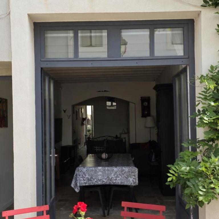 La maison de Marie, maison de ville 4 personnes, option chambre patio 2 pers supp - Maison 3 Chambres - 52
