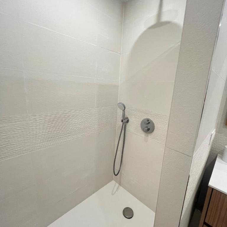 Fisherman's House in Old Antibes - Appartement 1 Chambre - 3