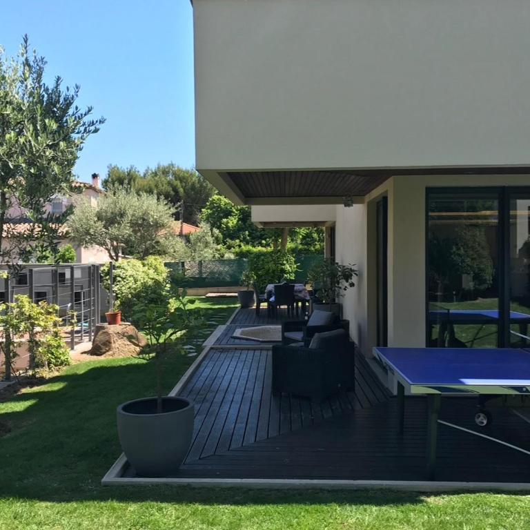 Cap d'Antibes Luxury Family Villa - Three-Bedroom Apartment - 20
