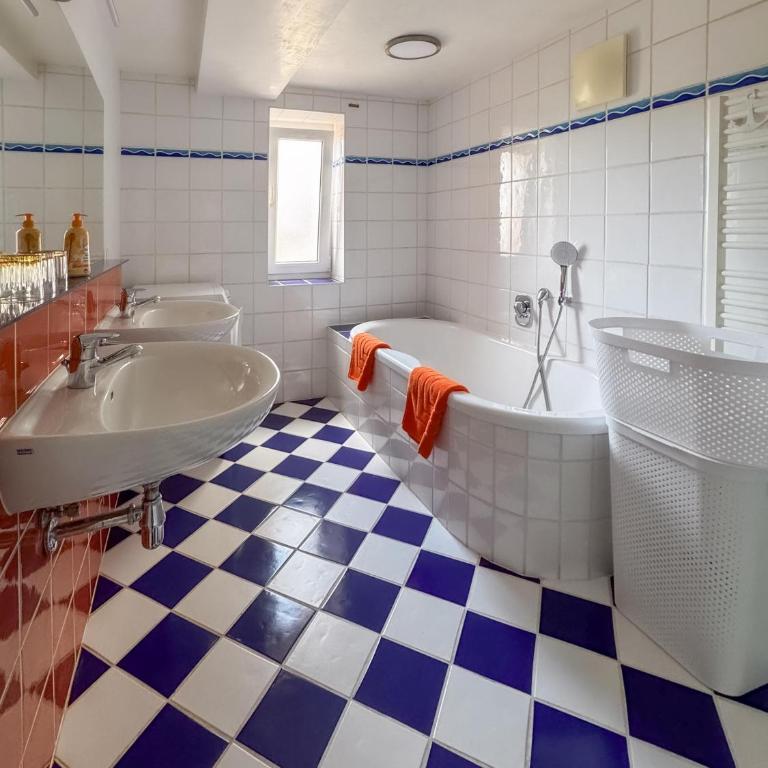 Ferienhaus Pippan - Ferienhaus mit Dusche - 27