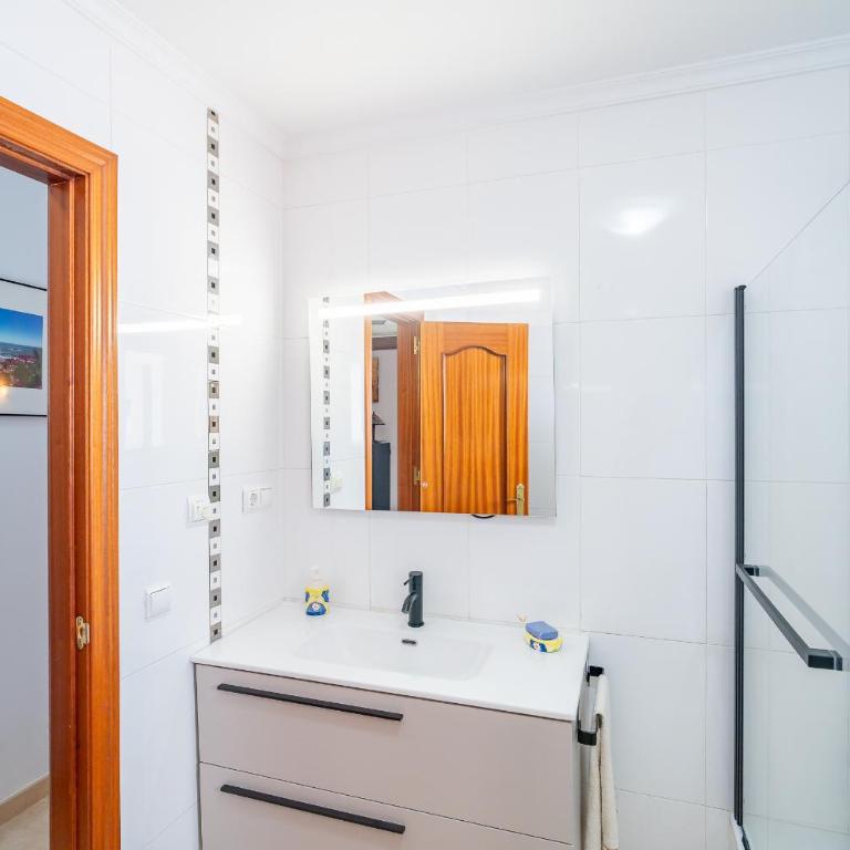 Cubo's Chaparral Townhouse & Community Pool - Casa - 13