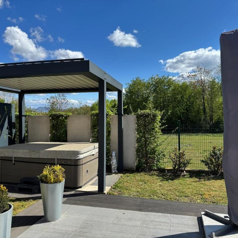 Maison avec jardin proche A75 et centre-ville - Maison 2 Chambres - 13