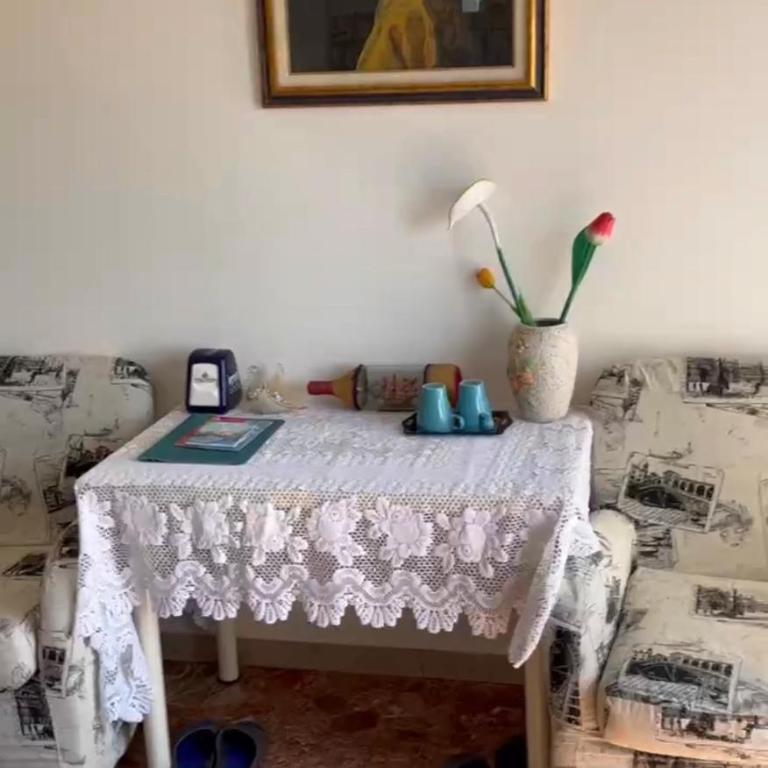 stazione Lina house - Camera Matrimoniale con Bagno in Comune - 4