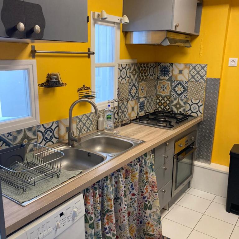 Superbe maison calme au centre ville - Villa 3 Chambres - 18